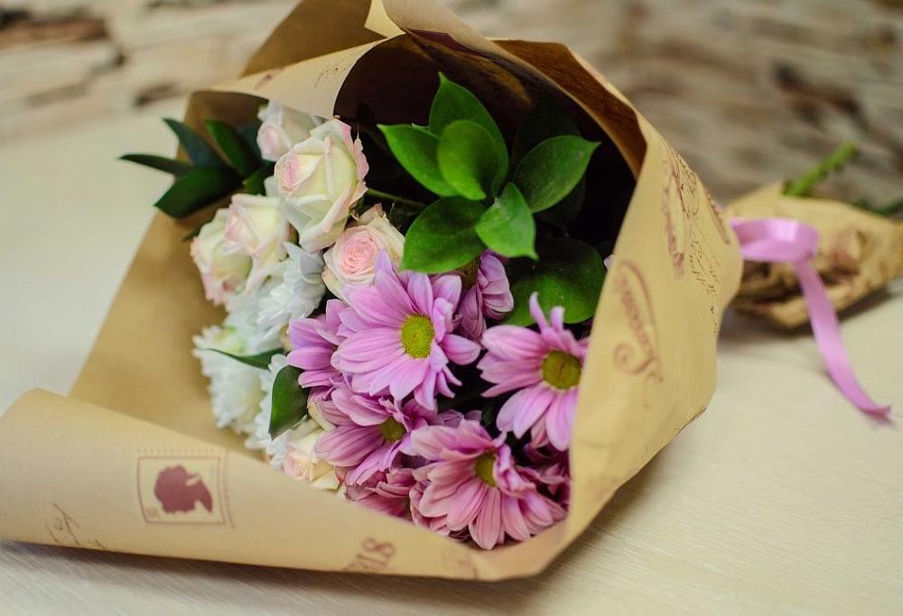 Букет цветов из: Розы и Хризантемы в Нестеровском