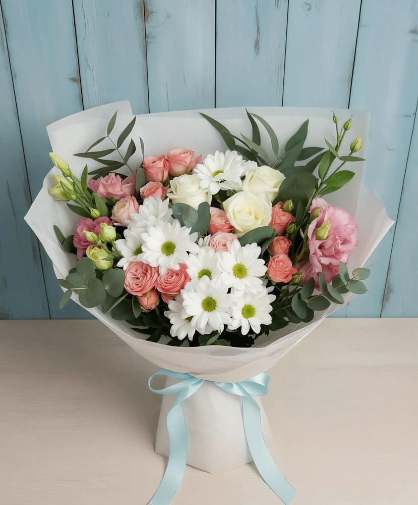 Букет цветов из: Розы, Лизиантусы и Хризантемы в Нестеровском