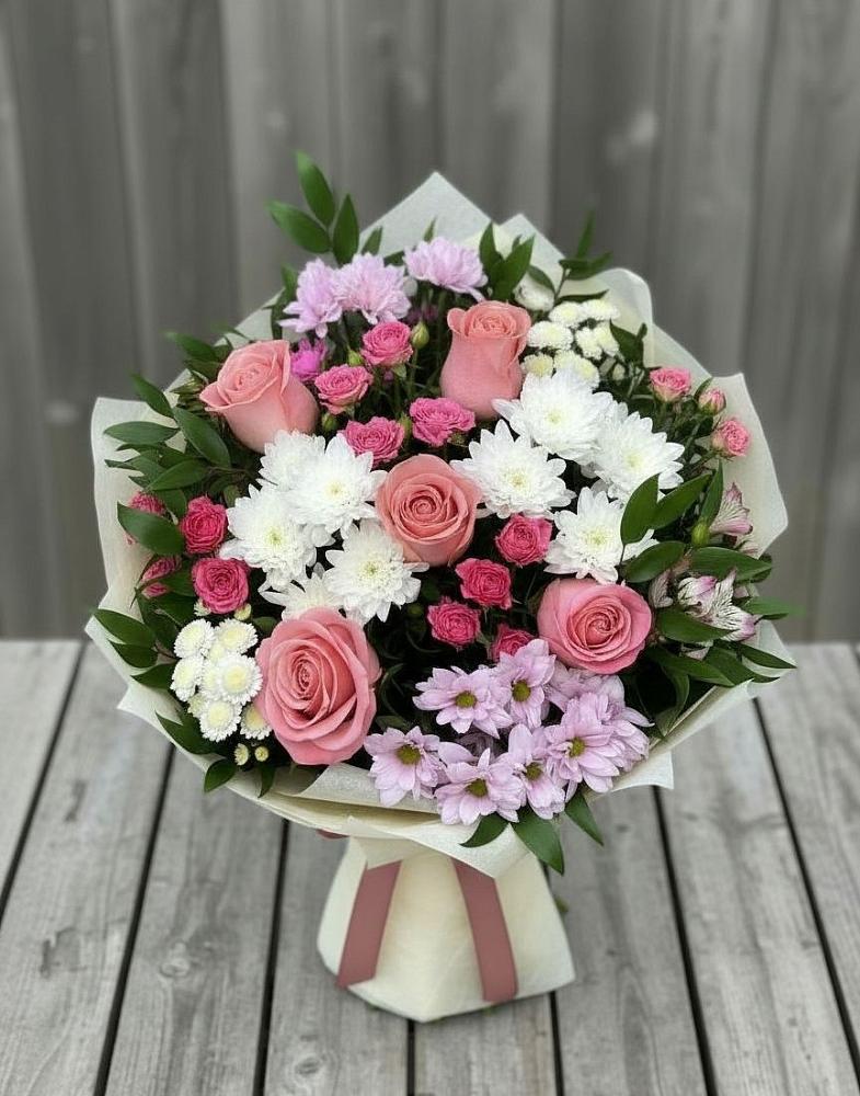 Букет цветов из: Альстромерии, Гвоздики, Розы и Хризантемы в Нестеровском