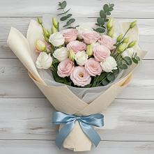 Букет цветов из:  Лизиантусы в Нестеровском