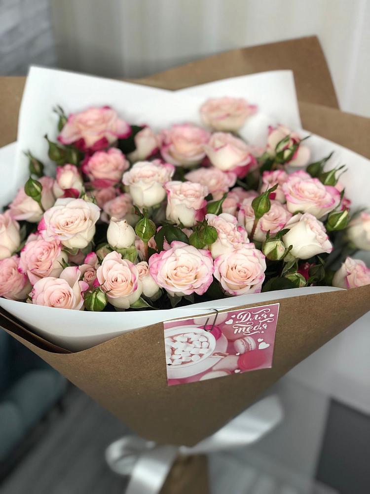 Букет цветов из: Розы в Нестеровском