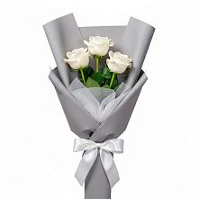 Букет 3 белые розы в Нестеровском