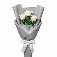 Букет 3 белые розы в Нестеровском