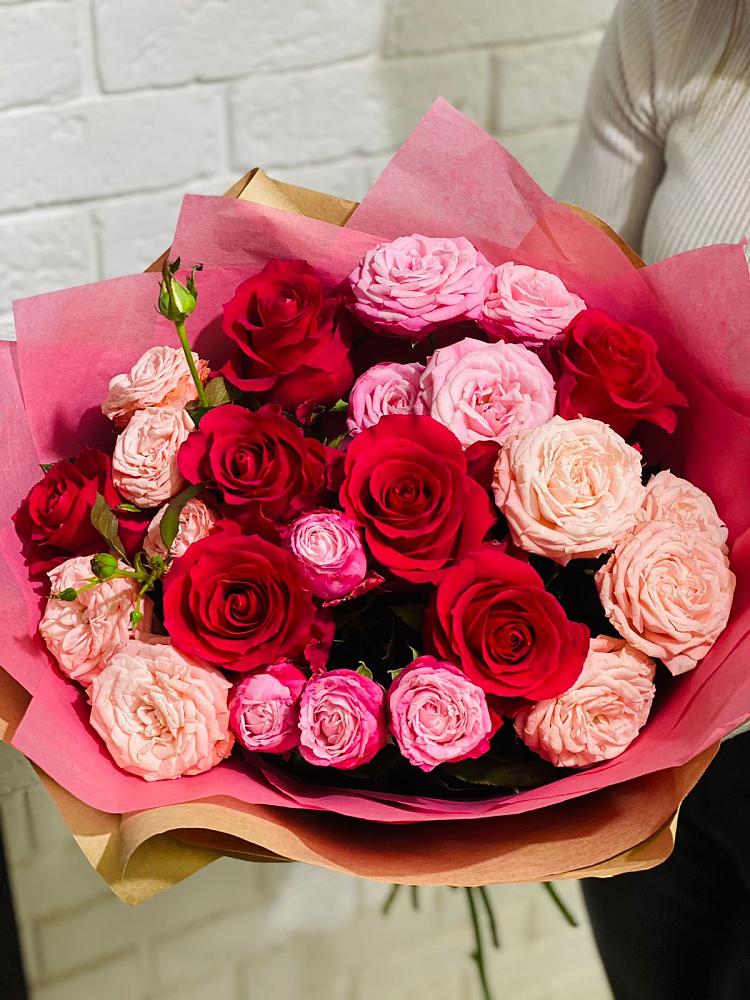 Букет цветов из: Розы в Нестеровском