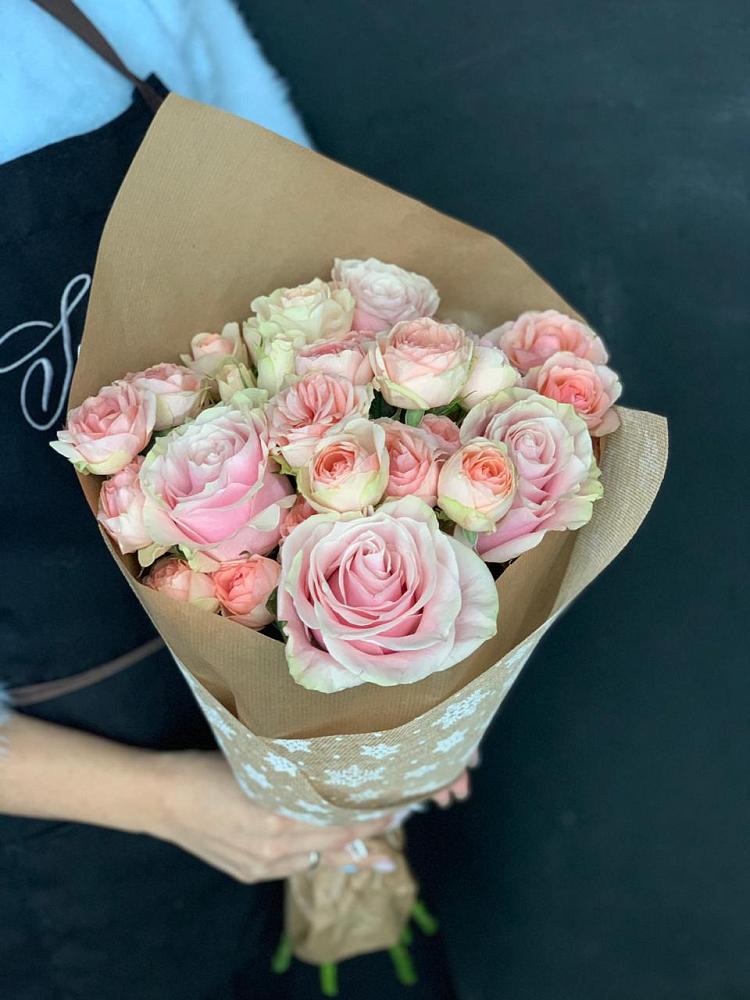 Букет цветов из: Хризантемы и Розы в Нестеровском