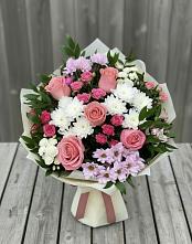 Букет цветов из:  Альстромерии, Гвоздики, Розы и Хризантемы #REPLACE_PRED# Нестеровском