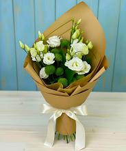 Букет цветов из:  Хризантемы и Лизиантусы #REPLACE_PRED# Нестеровском