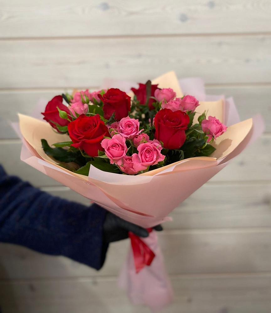 Букет цветов из: Розы в Нестеровском