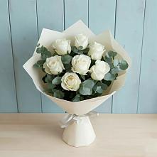 Букет Белые розы в Эвкалипте в Нестеровском