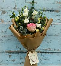 Букет цветов из:  Розы и Лизиантусы #REPLACE_PRED# Нестеровском